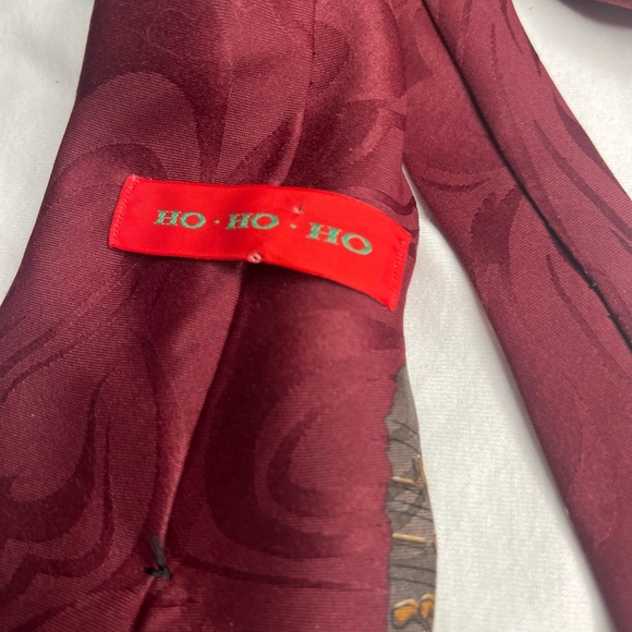 Christmas Stanta Tie! - Picture 4 of 5